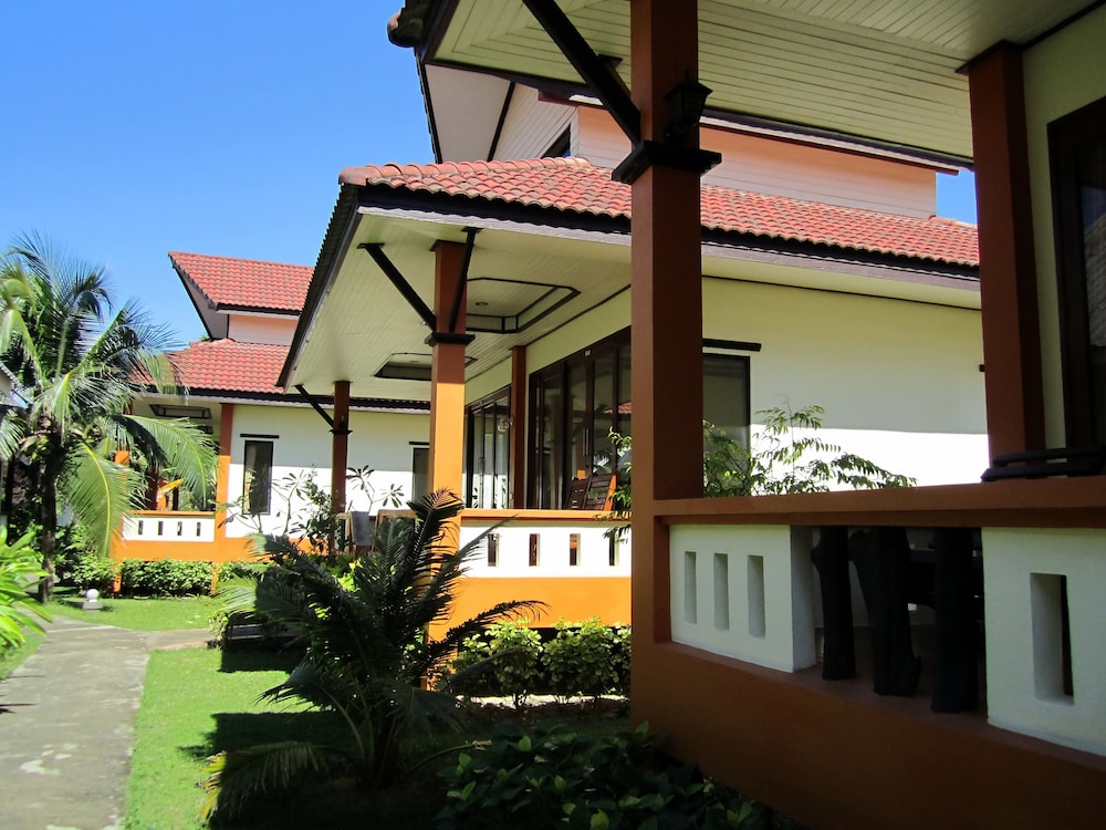 lanta il mare beach resort