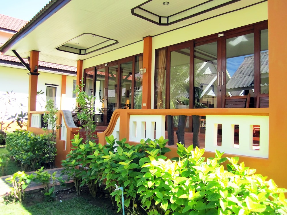 lanta il mare beach resort