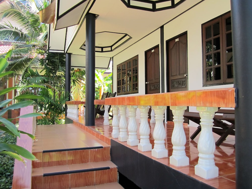 lanta il mare beach resort