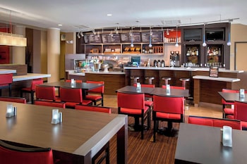 courtyard by marriott paramus