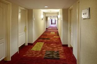 clinton inn hotel and event center