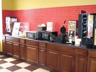 townhouse inn and suites