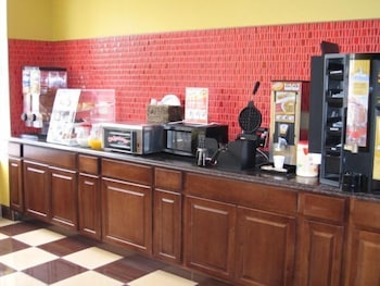 townhouse inn and suites