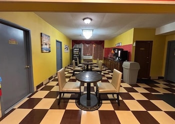 townhouse inn and suites