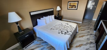 townhouse inn and suites
