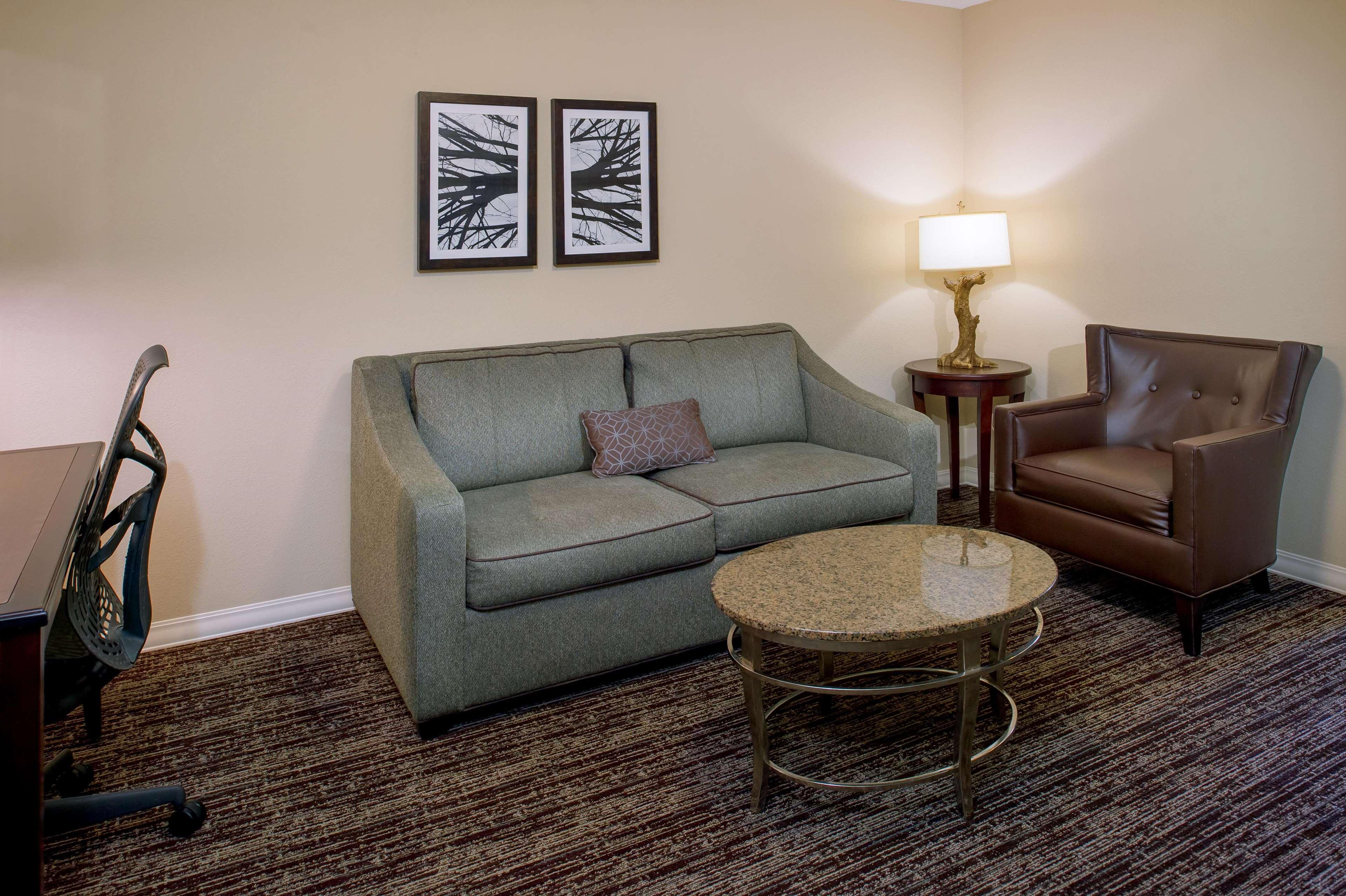 hilton garden inn st louis airport