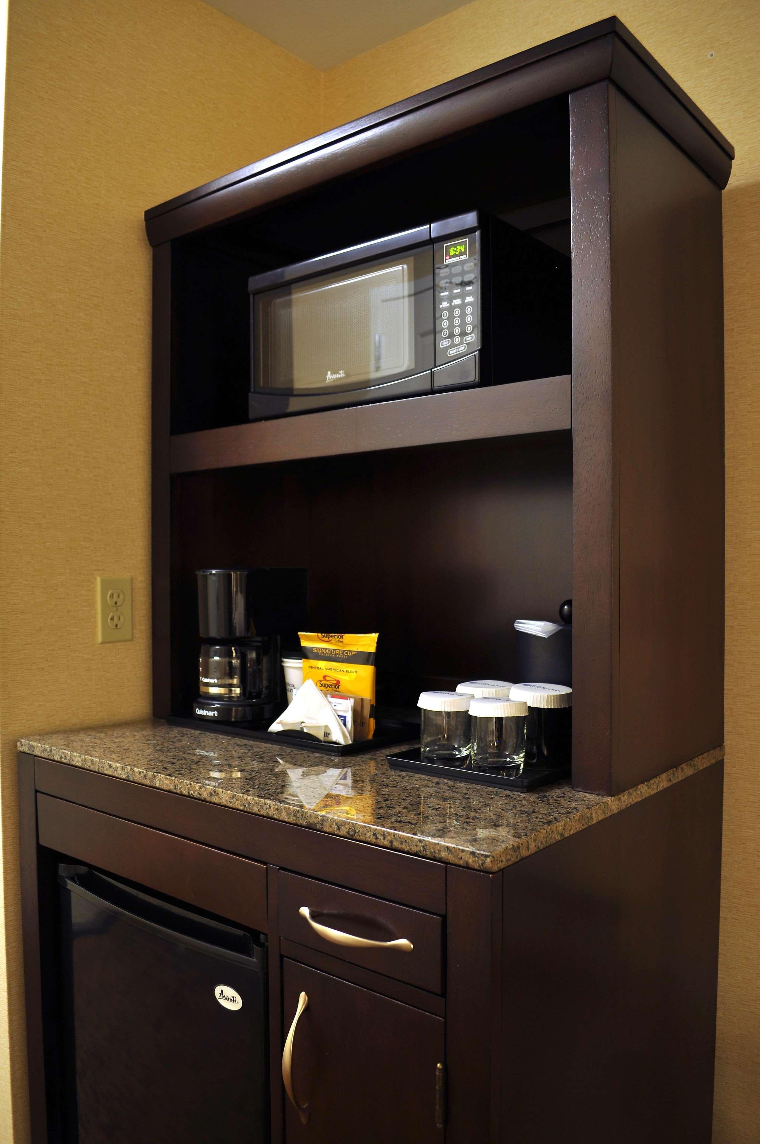 hilton garden inn st louis airport