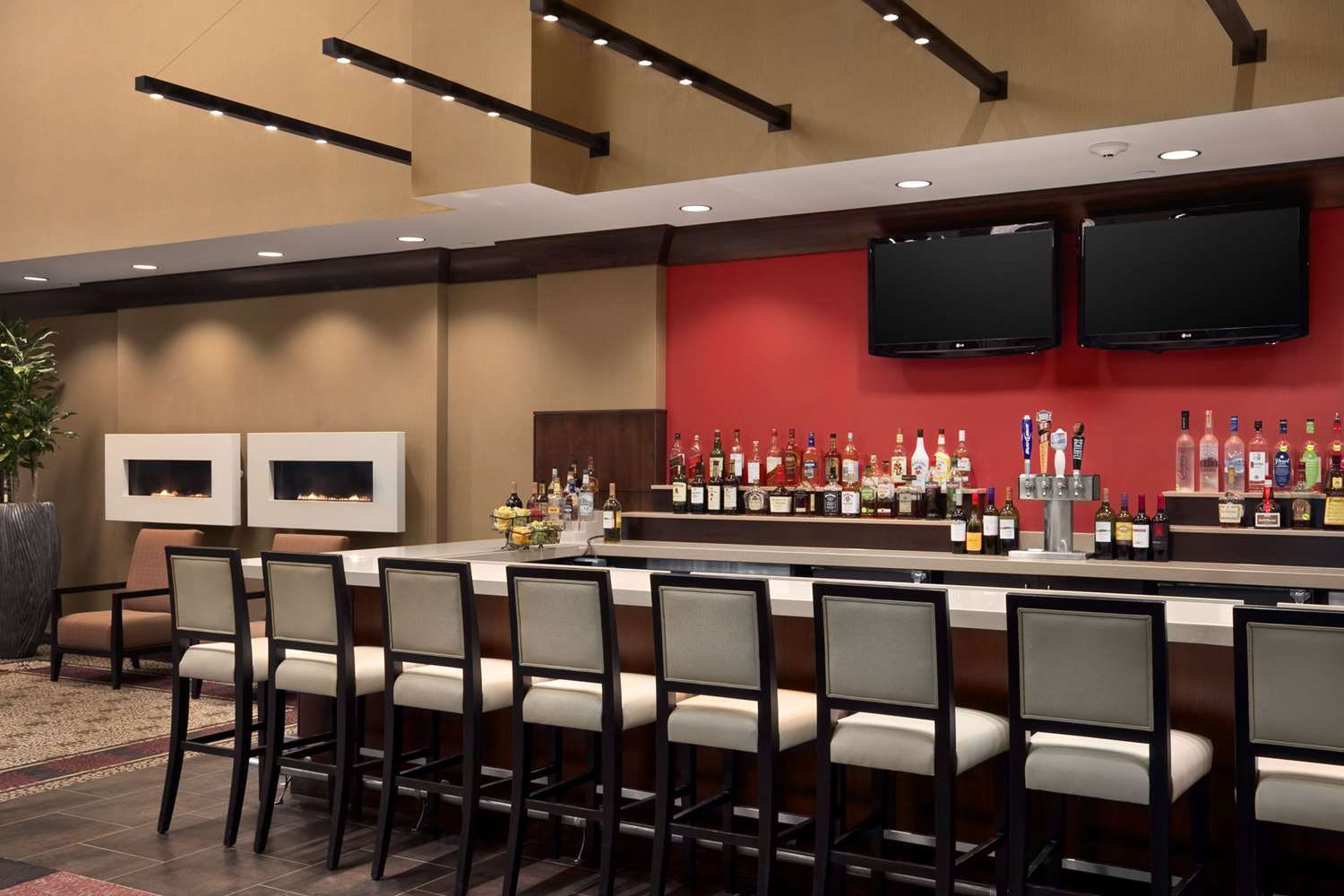 embassy suites by hilton st louis downtown