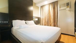 lorenzzo suites hotel