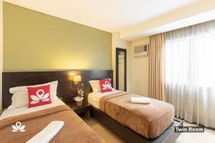 lorenzzo suites hotel