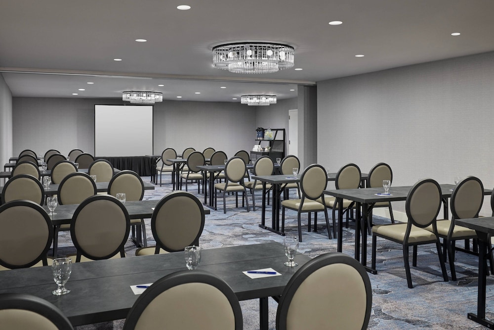 Centara Nova Hotel Pattaya,Chon Buri>>Central Pattaya,4 star