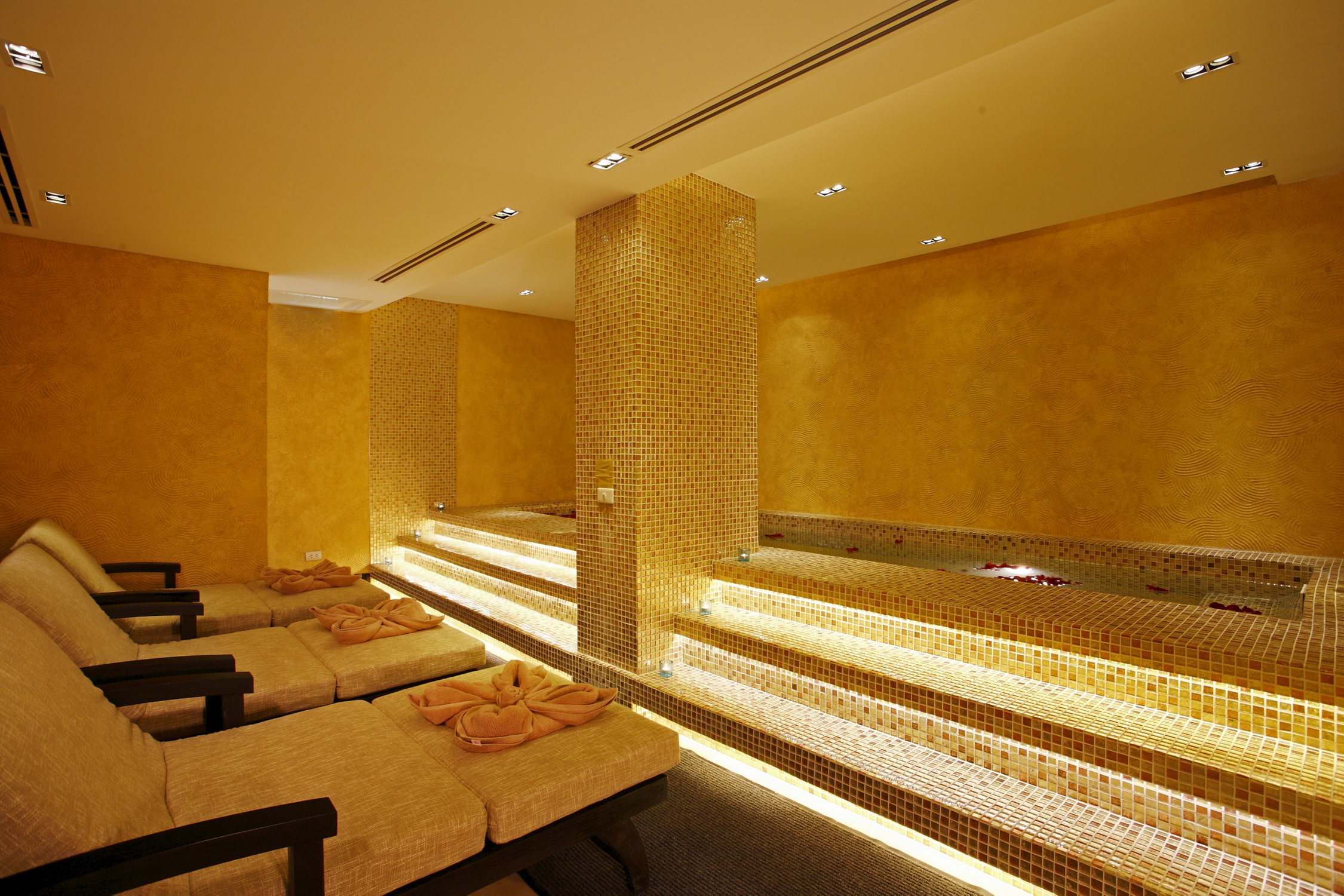 centara nova hotel pattaya