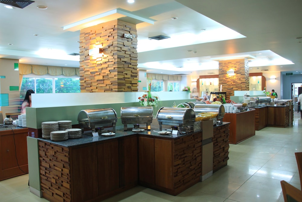 sea breeze jomtien resort