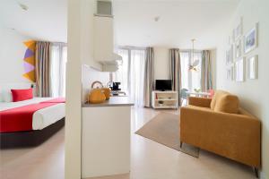 blume cruz suites