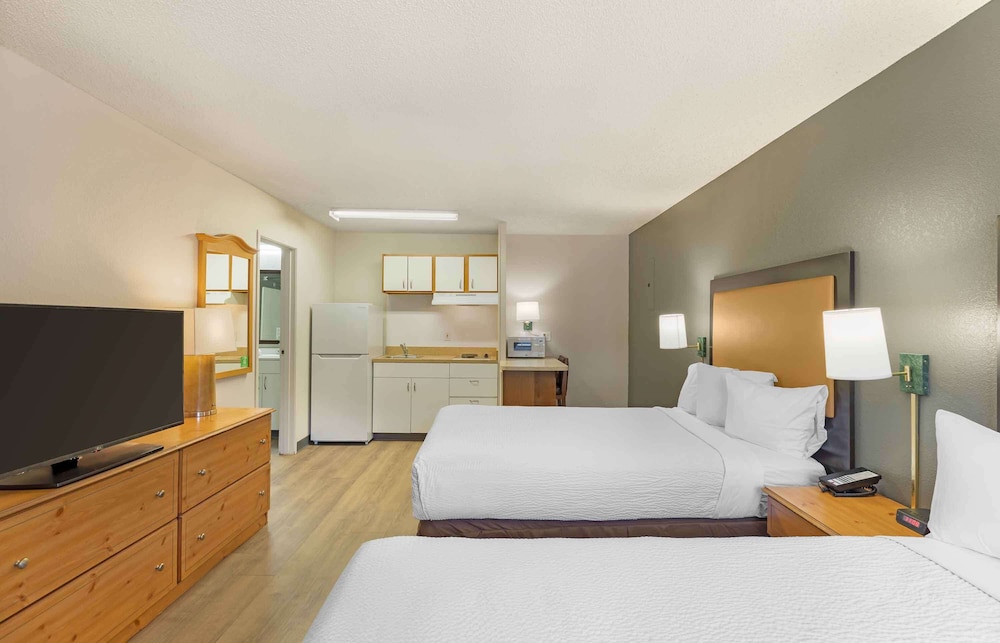 extended stay america select suites denver cherry creek