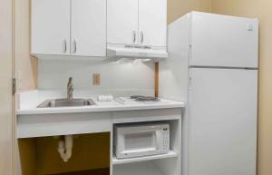 extended stay america select suites denver cherry creek