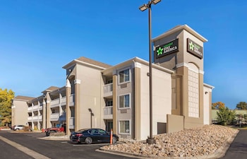 Extended Stay America Select Suites Denver Cherry Creek,Glendale>>Denver,3 star