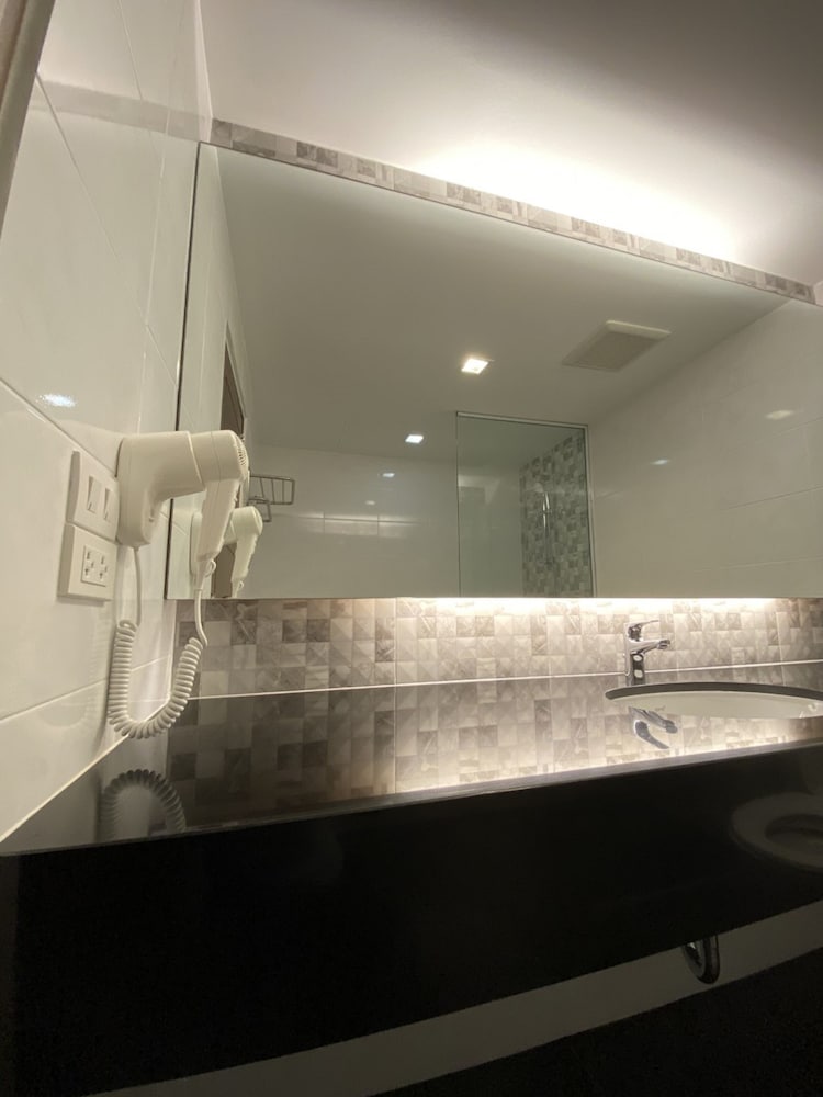 the one hotel bay breeze pattaya