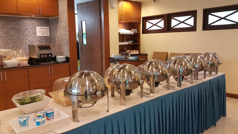 the one hotel bay breeze pattaya