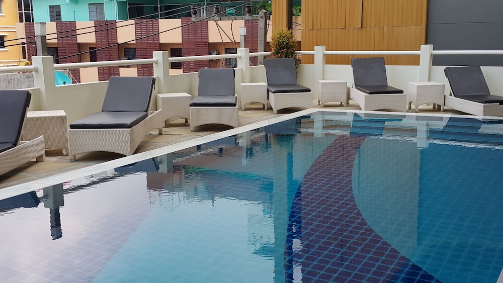 the one hotel bay breeze pattaya