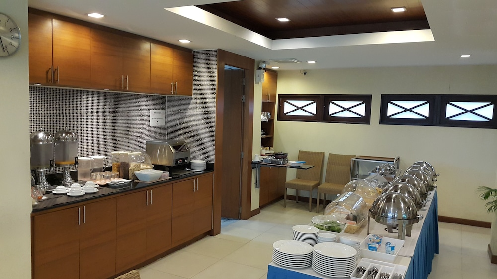 the one hotel bay breeze pattaya