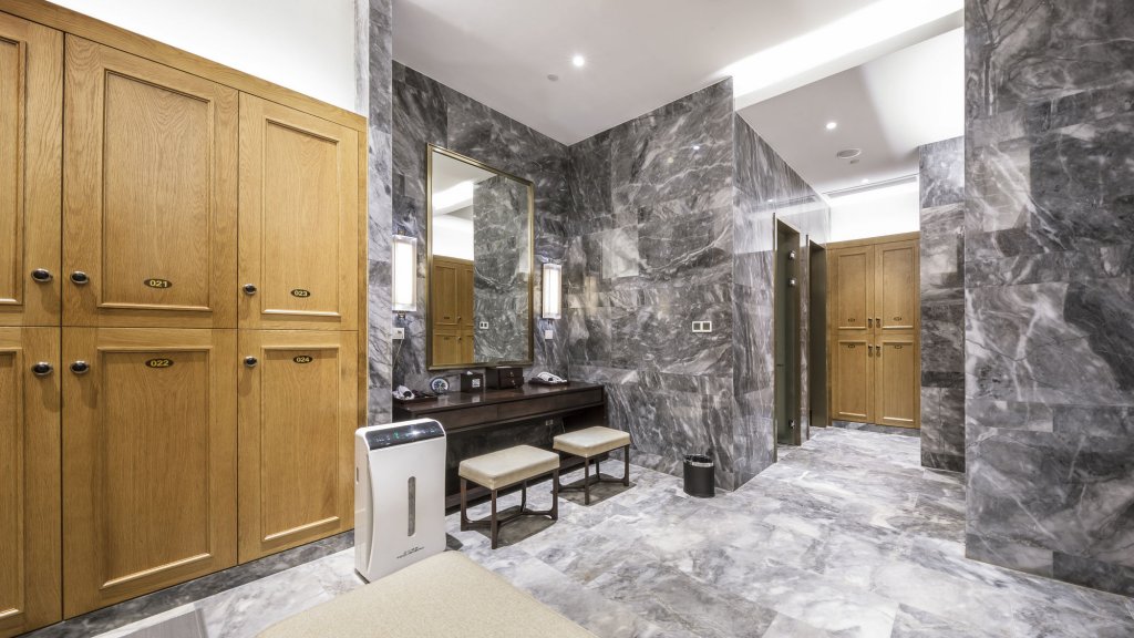 west lake state guest house