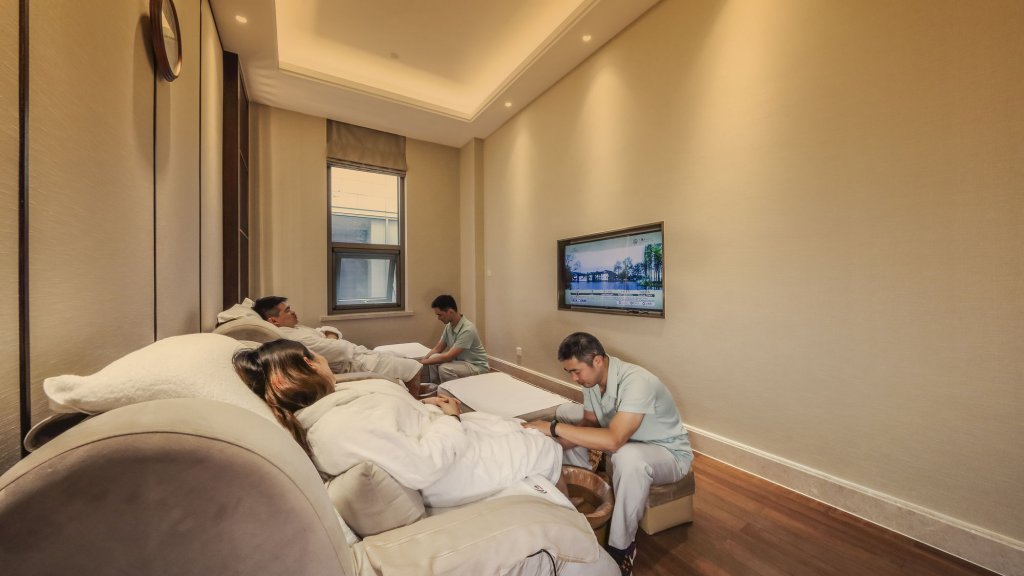 west lake state guest house