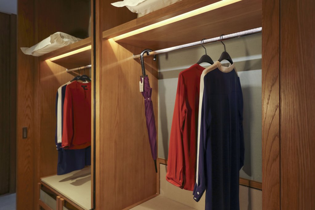 west lake state guest house