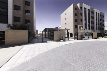 compostela suites apartments