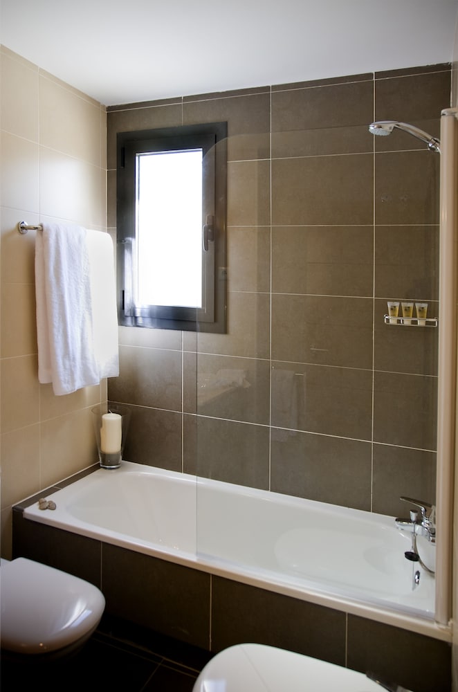 compostela suites apartments