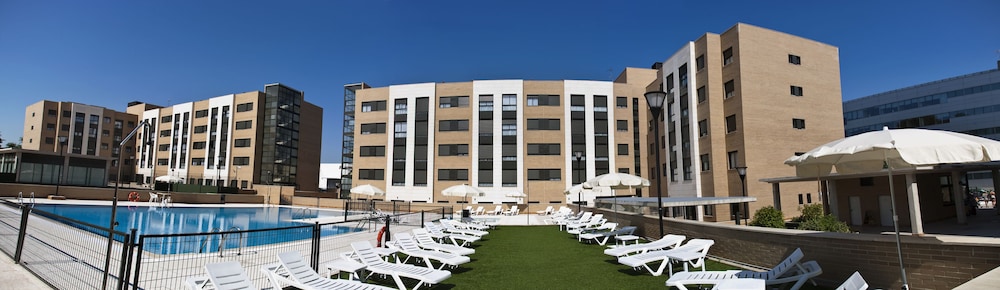 compostela suites apartments