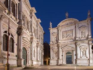 u visionary venezia hotel