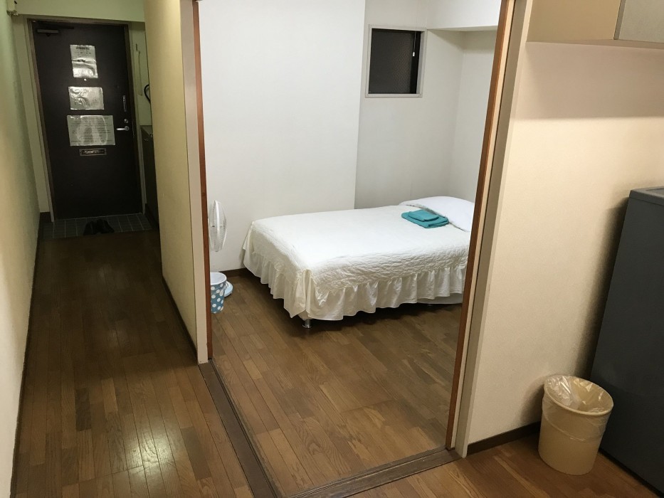 weekly harborview mansion main building