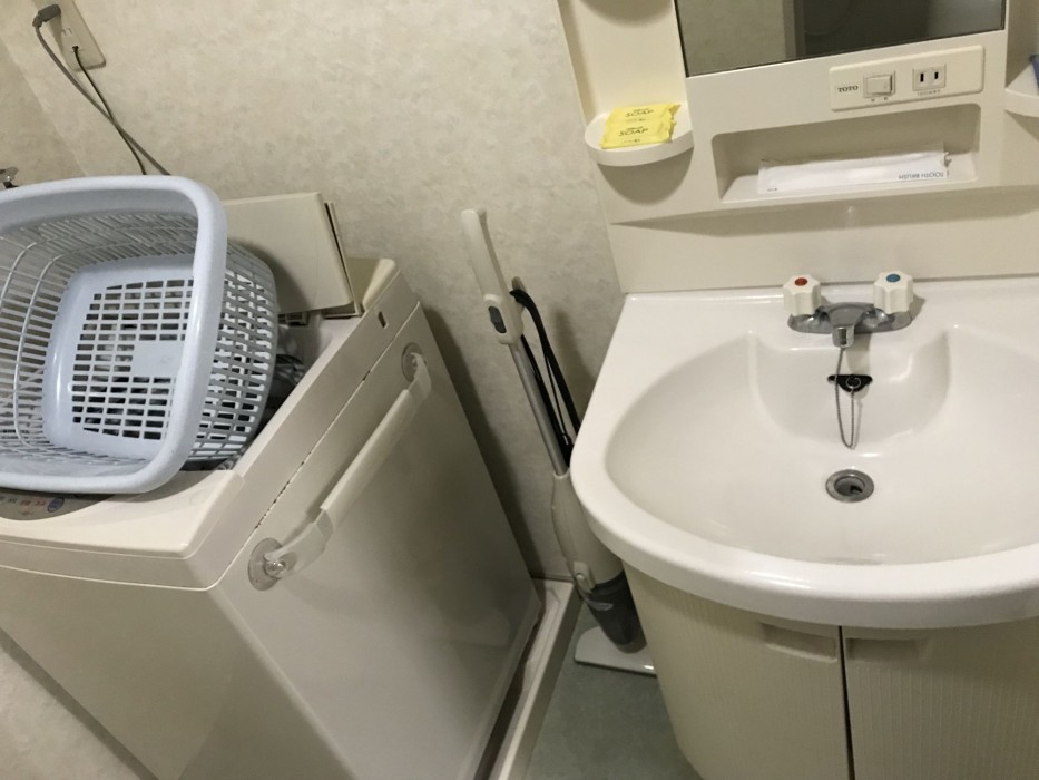 weekly harborview mansion main building