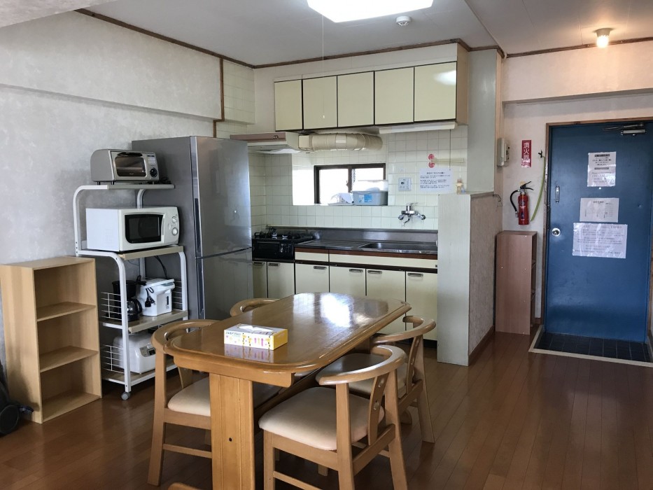 weekly harborview mansion main building