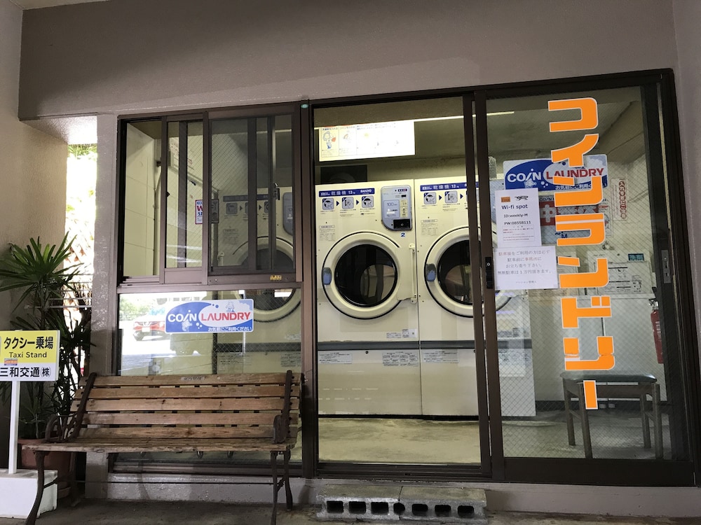 weekly harborview mansion main building