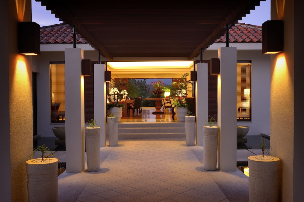 the atta terrace club towers