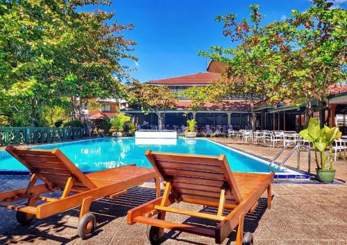 tree of life nature resort