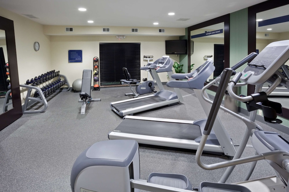hampton inn detroit utica shelby township