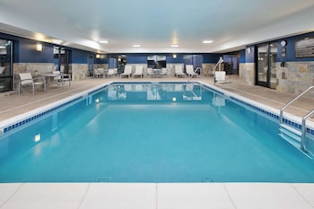 hampton inn detroit utica shelby township