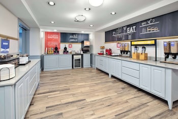 hampton inn detroit utica shelby township