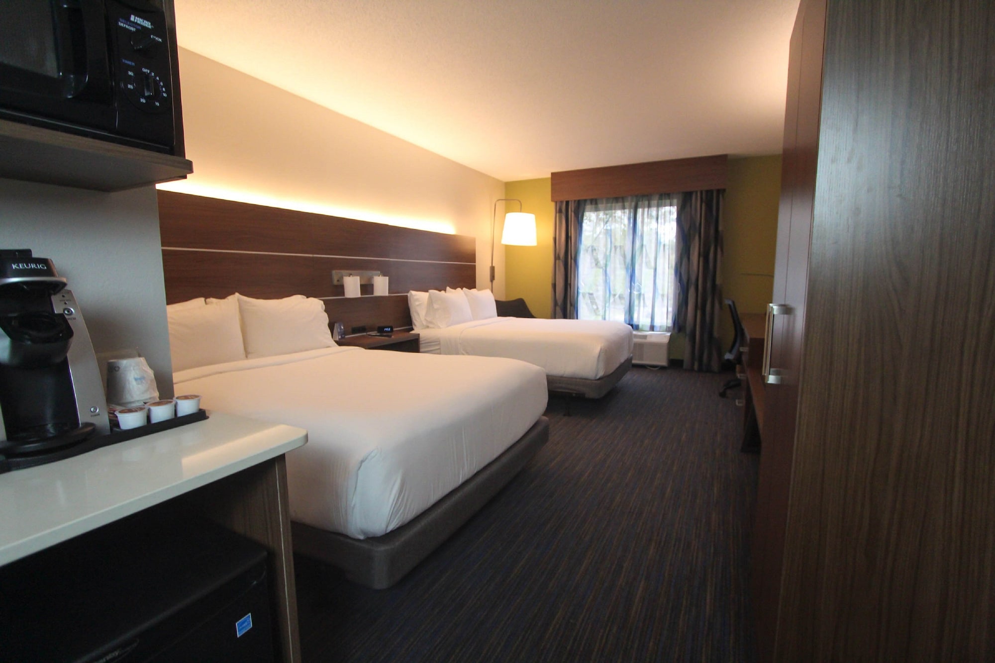 holiday inn express hotel and suites charleston north by ihg