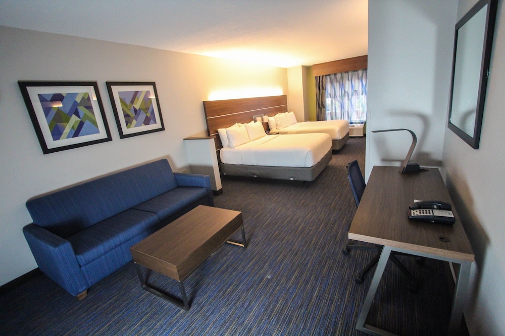 holiday inn express hotel and suites charleston north by ihg
