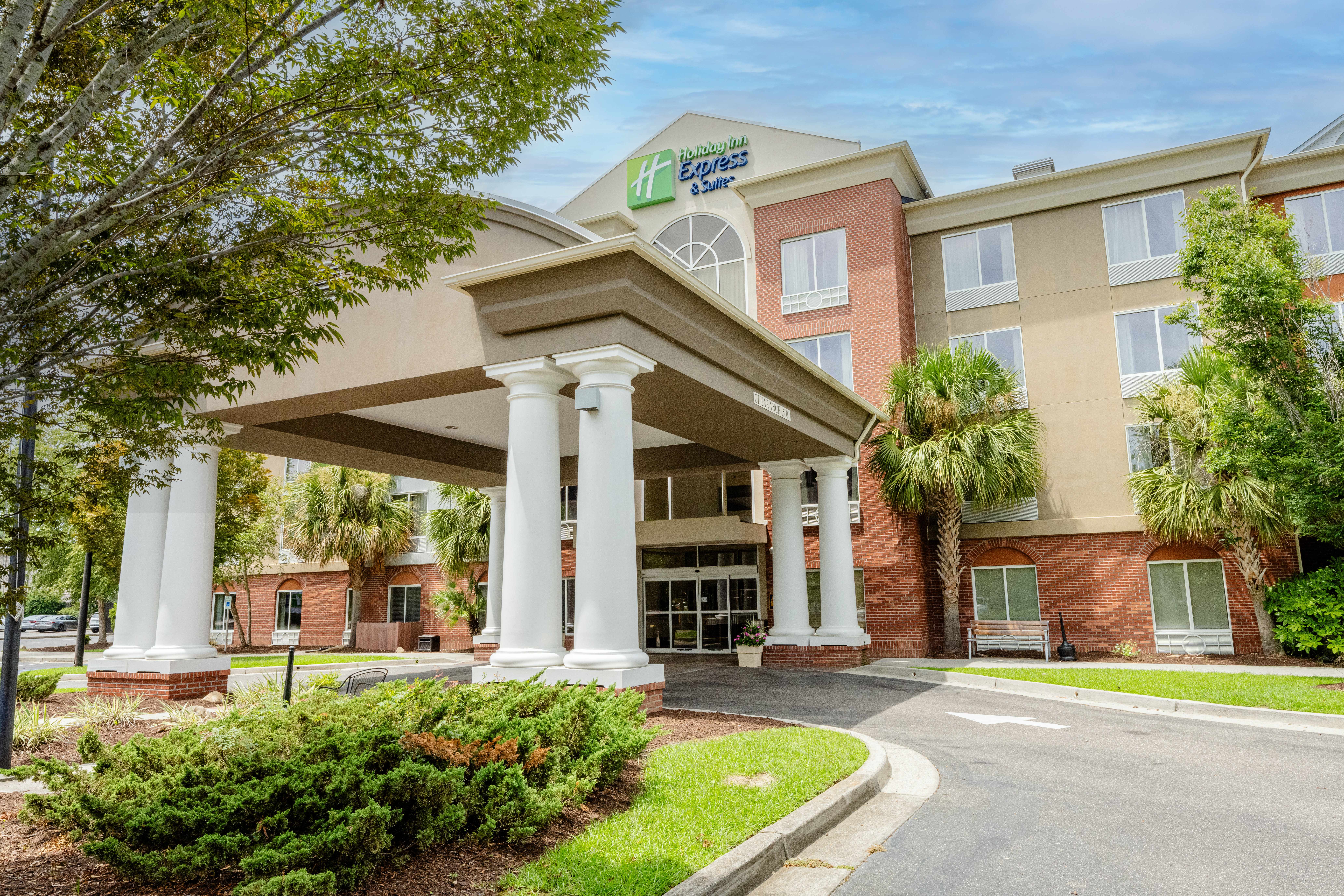 holiday inn express hotel and suites charleston north by ihg