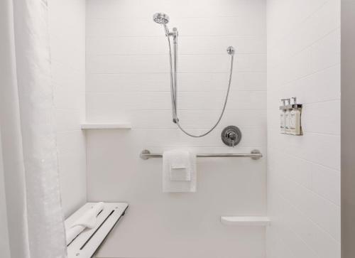 holiday inn express and suites ormond beach north daytona