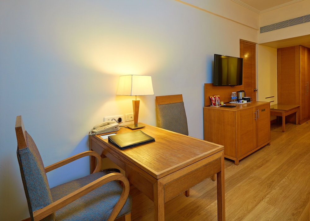 park plaza chennai omr