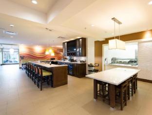 hilton garden inn charlotte airport