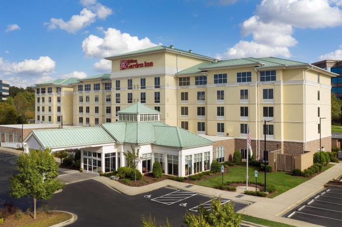hilton garden inn charlotte airport