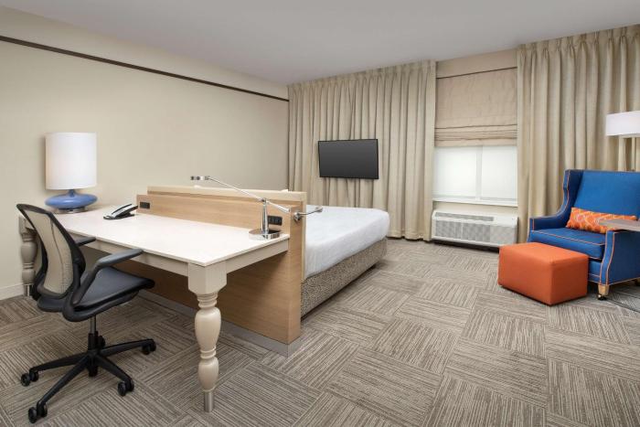 hilton garden inn charlotte airport