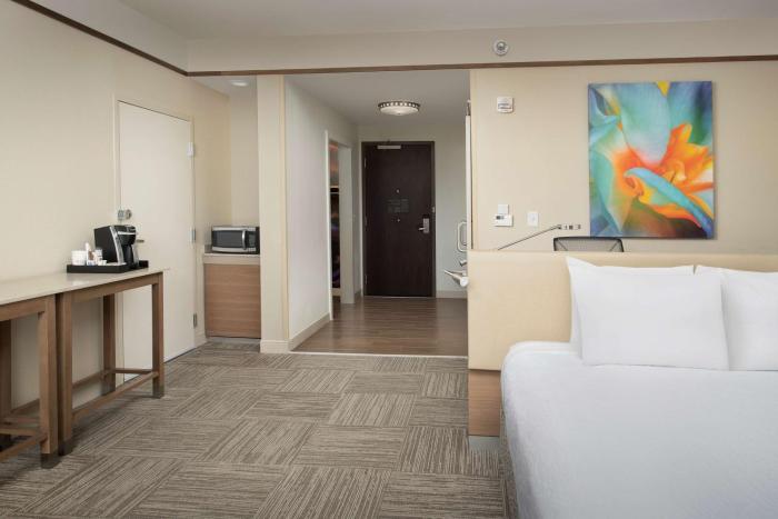 hilton garden inn charlotte airport